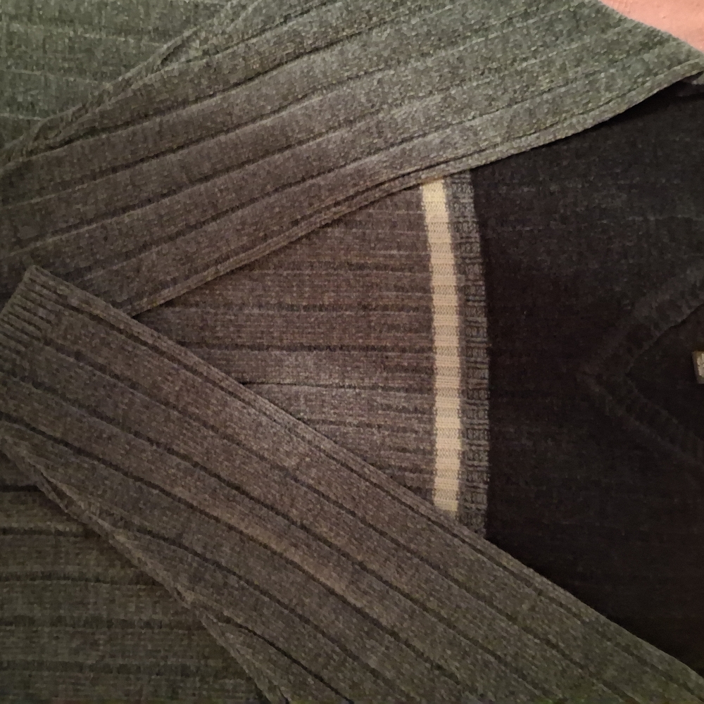 Men's Sweaters 2. Size L